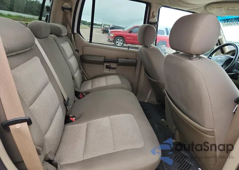 2004 Ford Explorer Sport Trac z USA, uszkodzony, nr VIN 1FMZU67K34UC21849